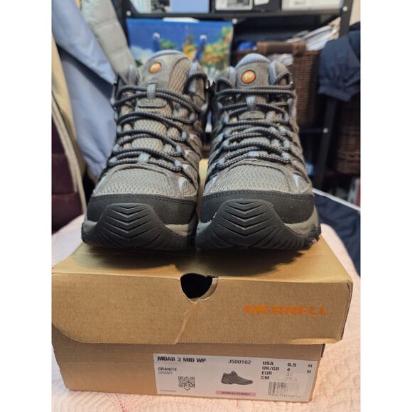 Merrell Women's "Moab 3 Mid Waterproof Hiking Boot" Size 6.5 - NEW - Picture 2 of 16